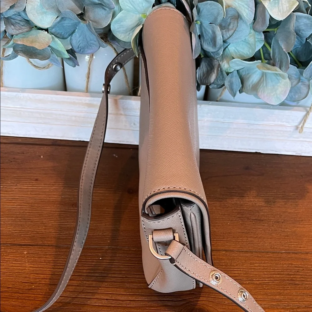 Tory Burch Gray Heron‎ Emerson Small Saffiano Leather Crossbody - Picture 9 of 10